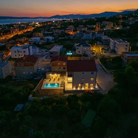 Antonio Apartment