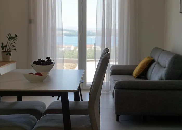 Antonio Apartment